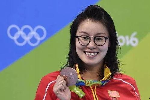 娱乐圈里的人都吃瓜